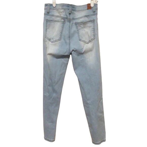 GOGO Jeans Women’s Light Wash Distressed High Rise Ankle Jeans – Size 7 / 28 - Picture 2 of 4